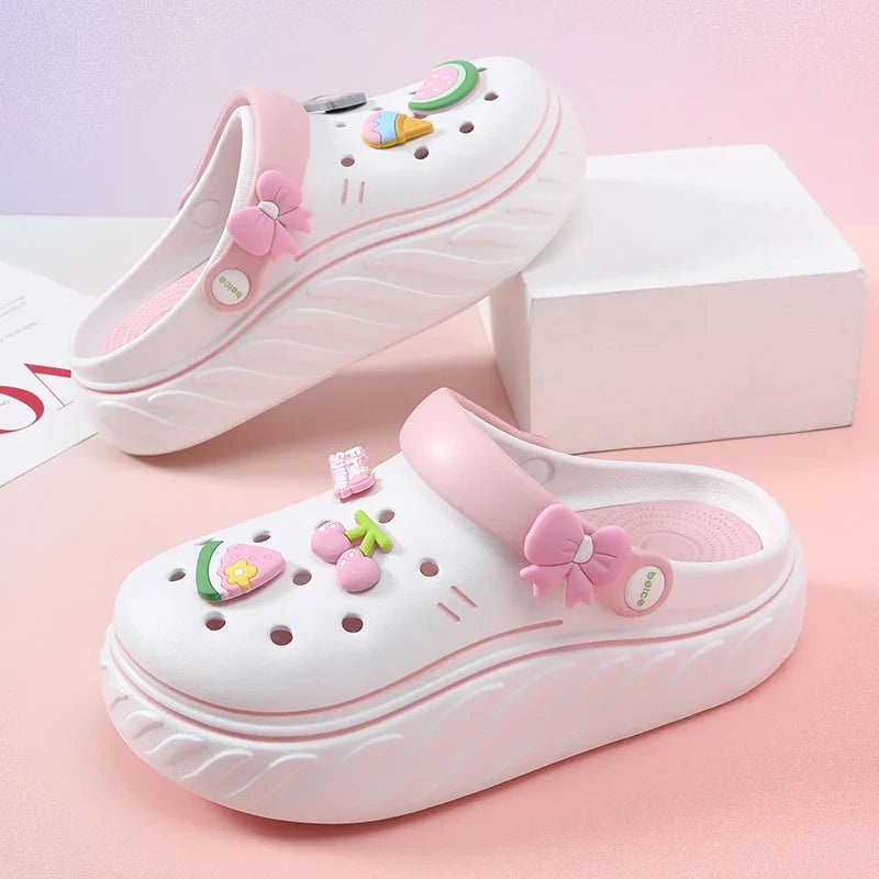 Chinelo Nuvem Charm