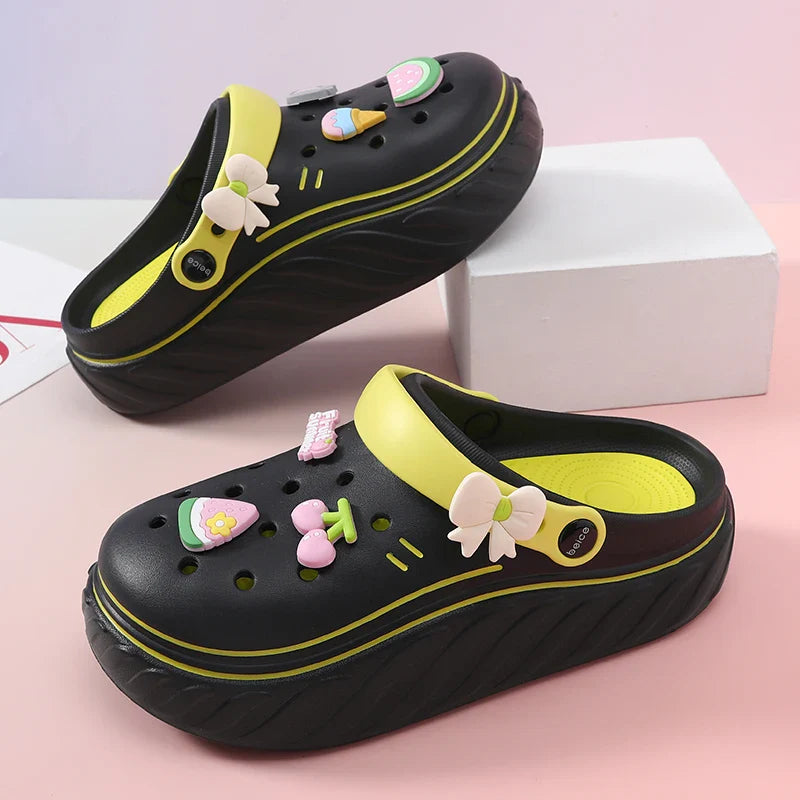 Chinelo Nuvem Charm